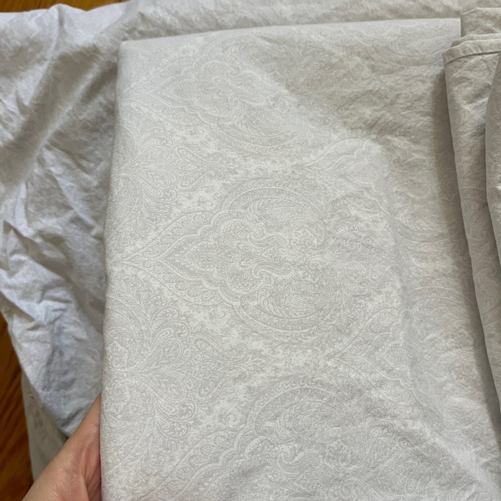 Ralph Lauren Queen Sheet Set (4 pieces)